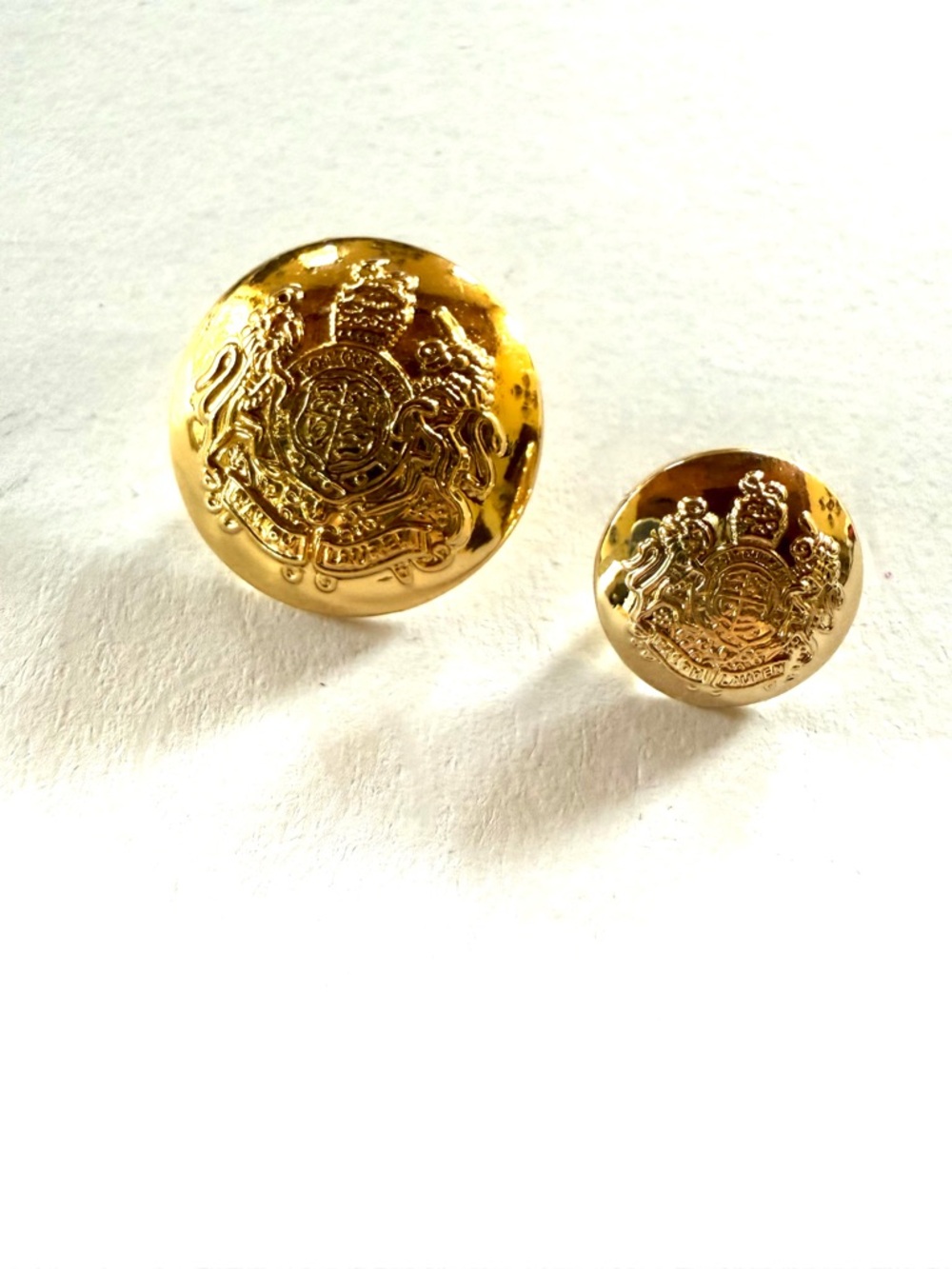 BRAND NEW Ralph Lauren Coat of Arms Set of 2 Gold Buttons - Picture 3 of 3